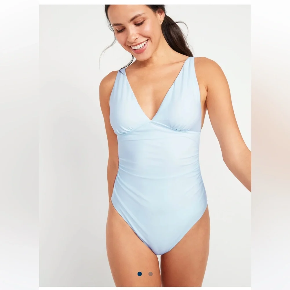 🆕 RESERVED BB Old Navy Women’s Ruched Deep V-Neck One Piece Swim Swimsuit - Picture 1 of 12